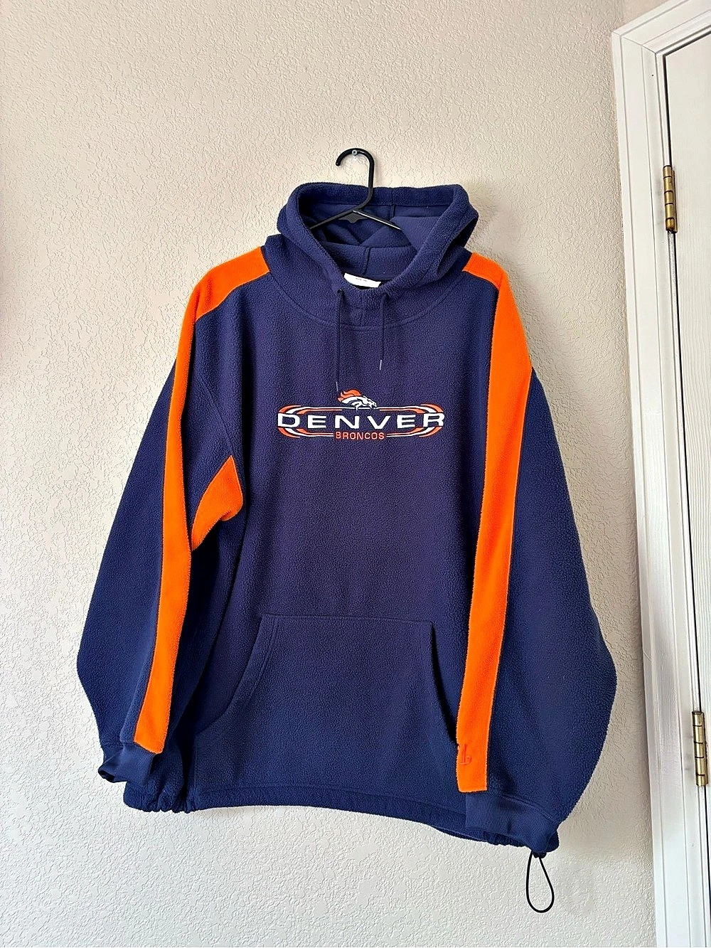 Vintage NFL Denver Broncos navy blue hoodie with orange stripes on sleeves XL